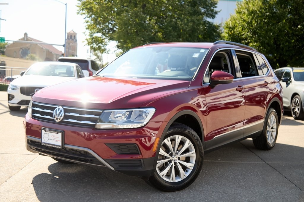 Used 2018 Volkswagen Tiguan SE with VIN 3VV2B7AX3JM167508 for sale in Oak Park, IL