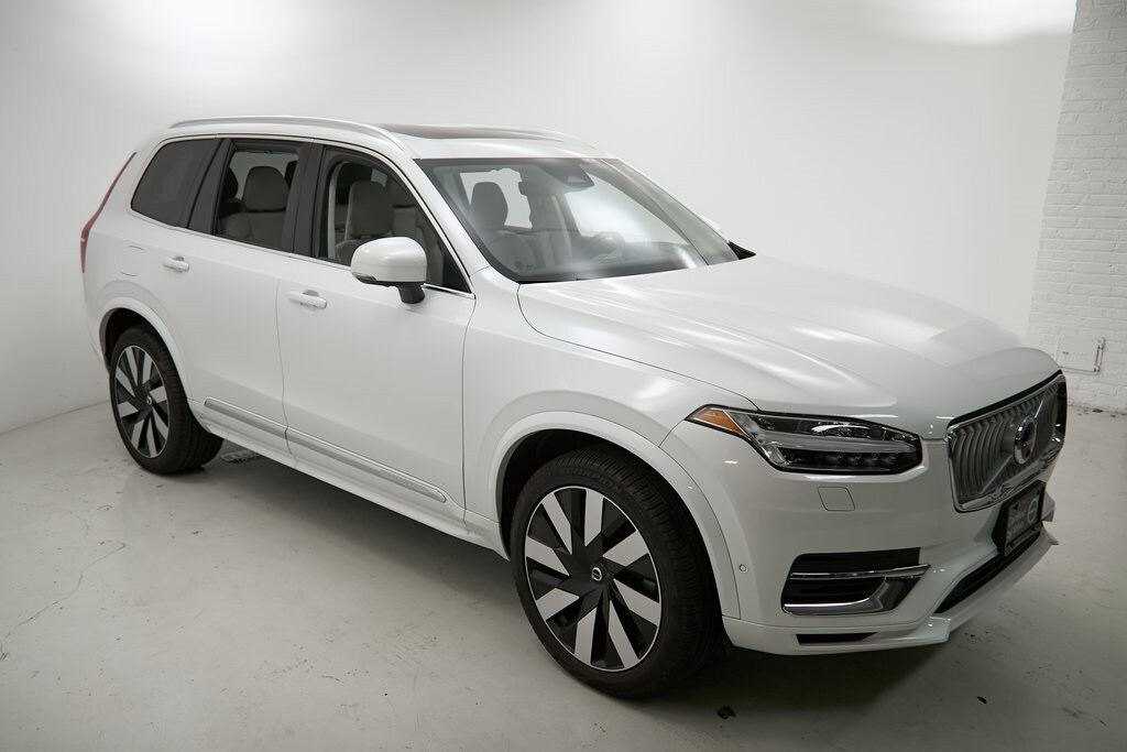 2024 Volvo XC90 Recharge Ultimate photo 2