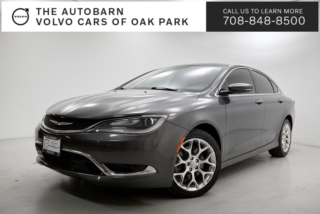 2015 Chrysler 200 C's photo