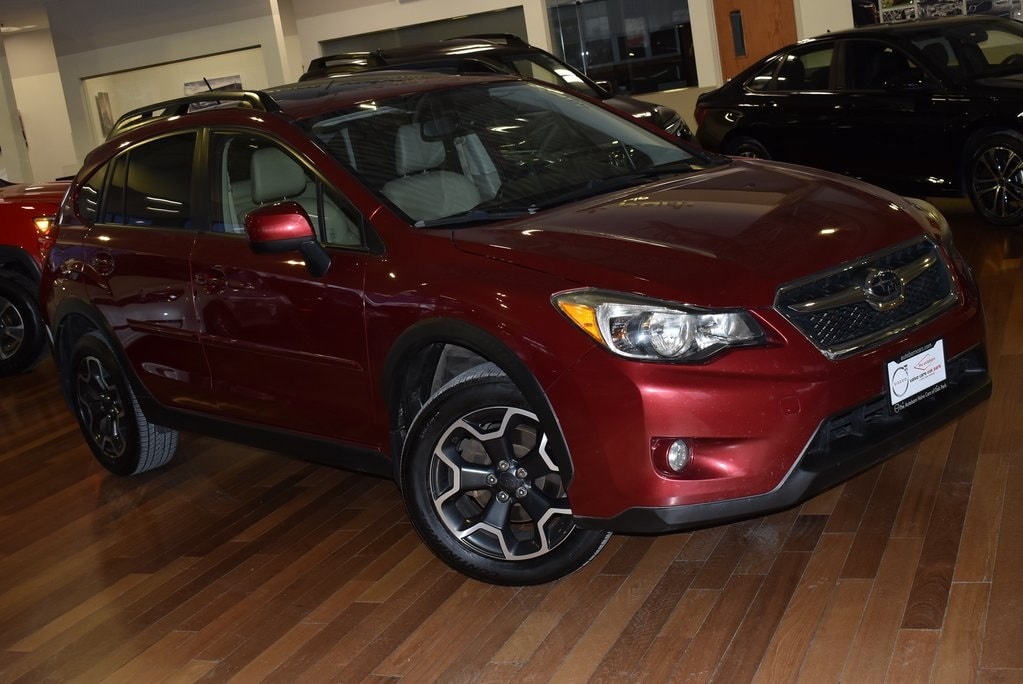 Used 2014 Subaru XV Crosstrek Limited with VIN JF2GPAKC1E8222368 for sale in Oak Park, IL