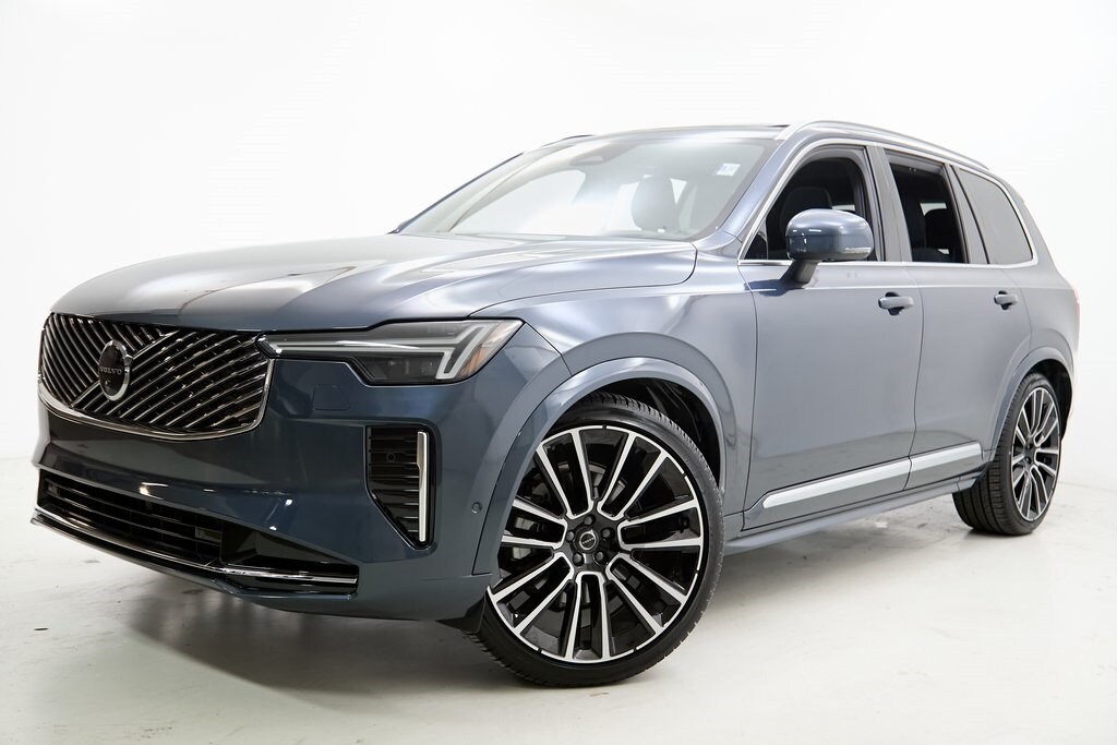 2025 Volvo XC90 photo 2
