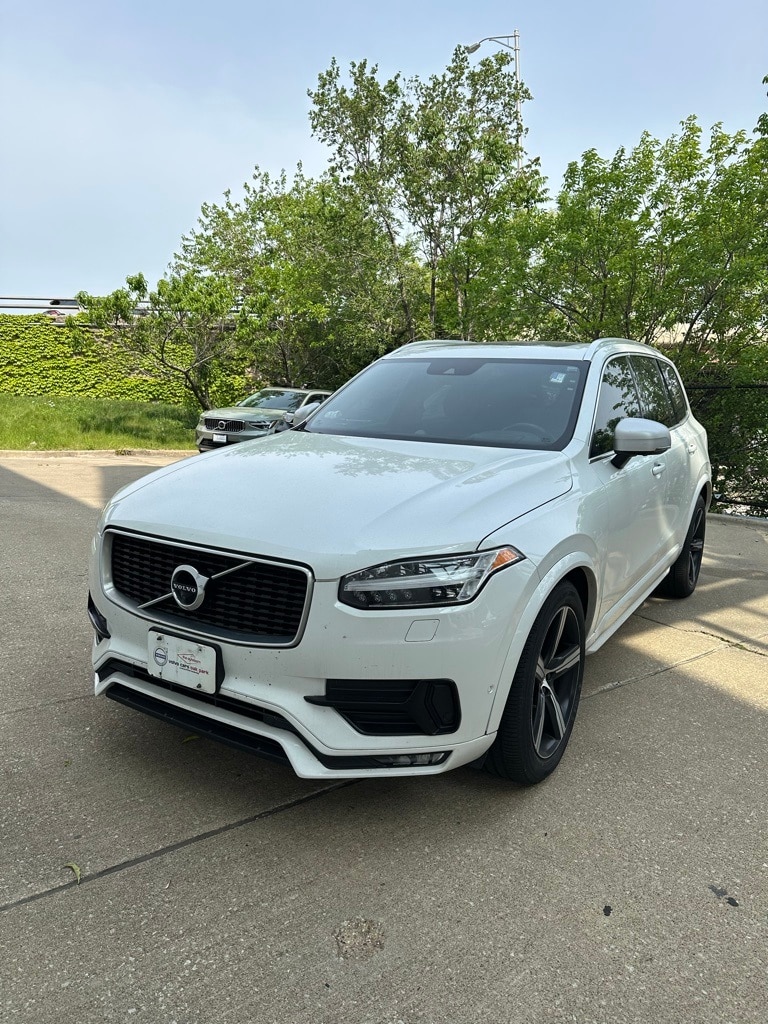 Used 2016 Volvo XC90 R-Design with VIN YV4A22PM7G1060068 for sale in Oak Park, IL