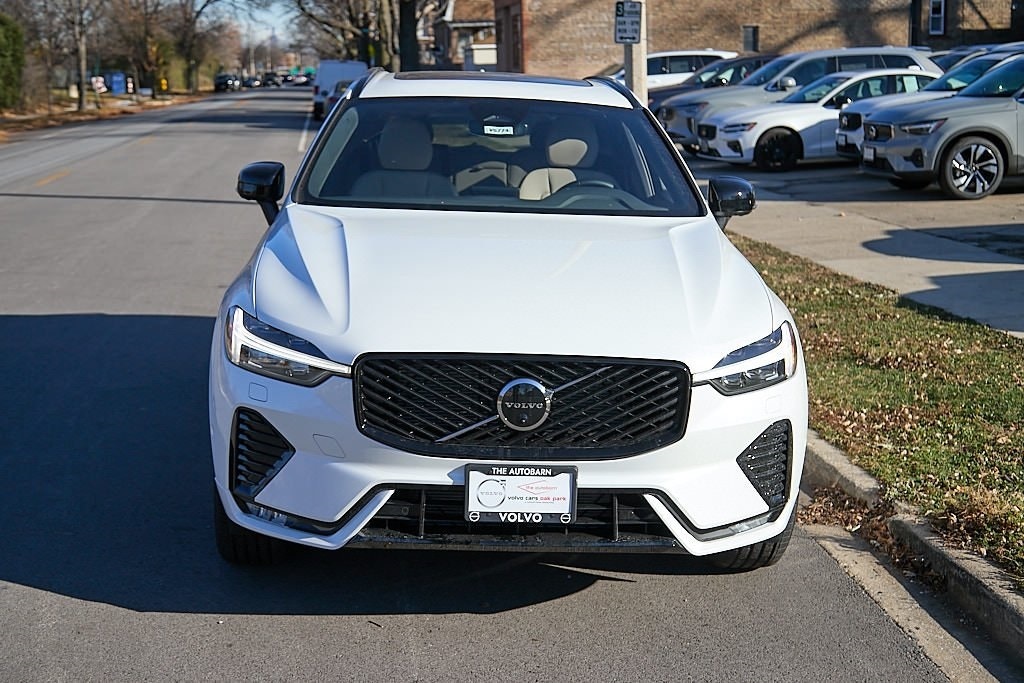 New 2026 Volvo XC60 B5 Plus SUV