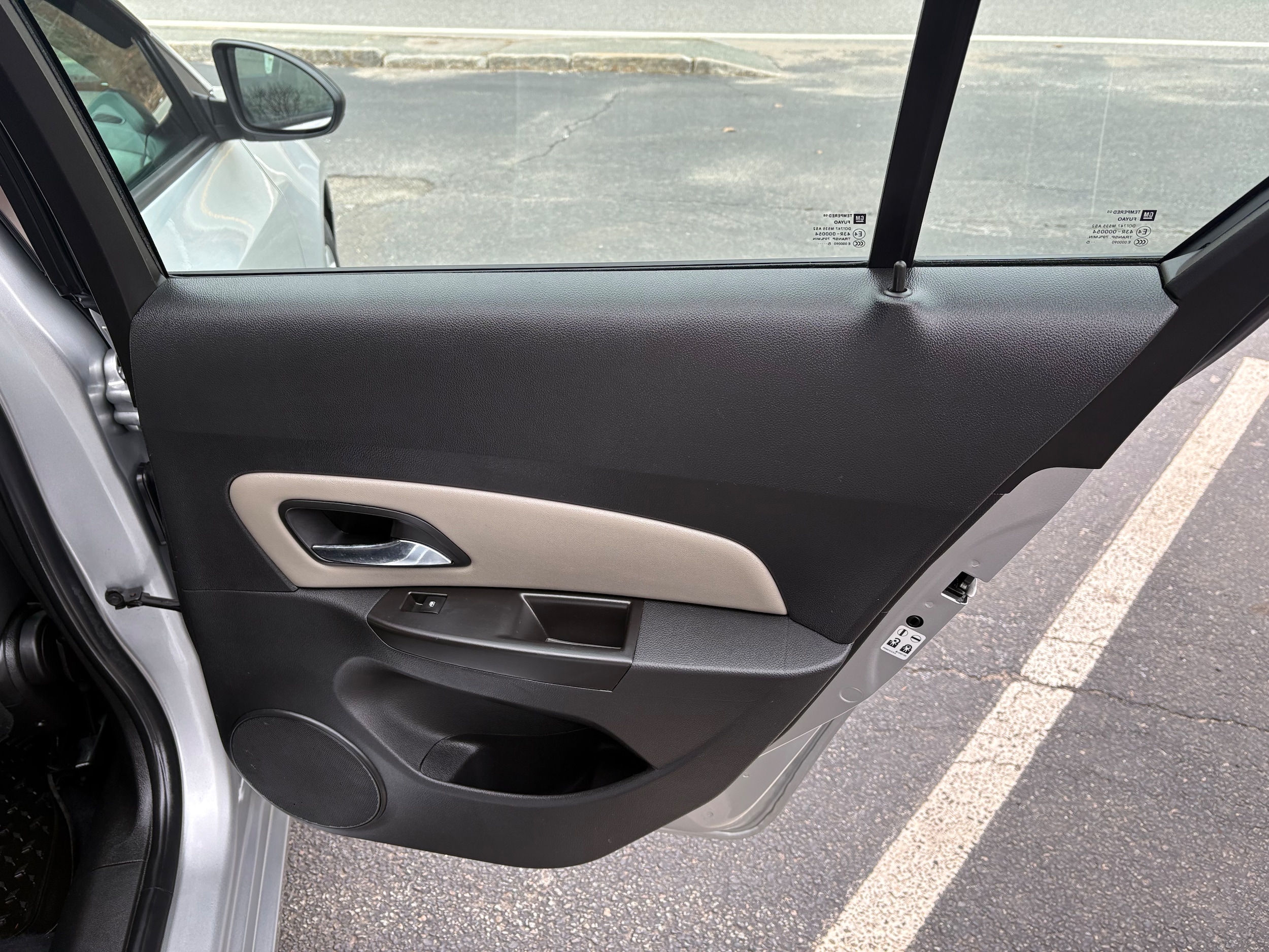 2016 Chevrolet Cruze Limited LS - Photo 21