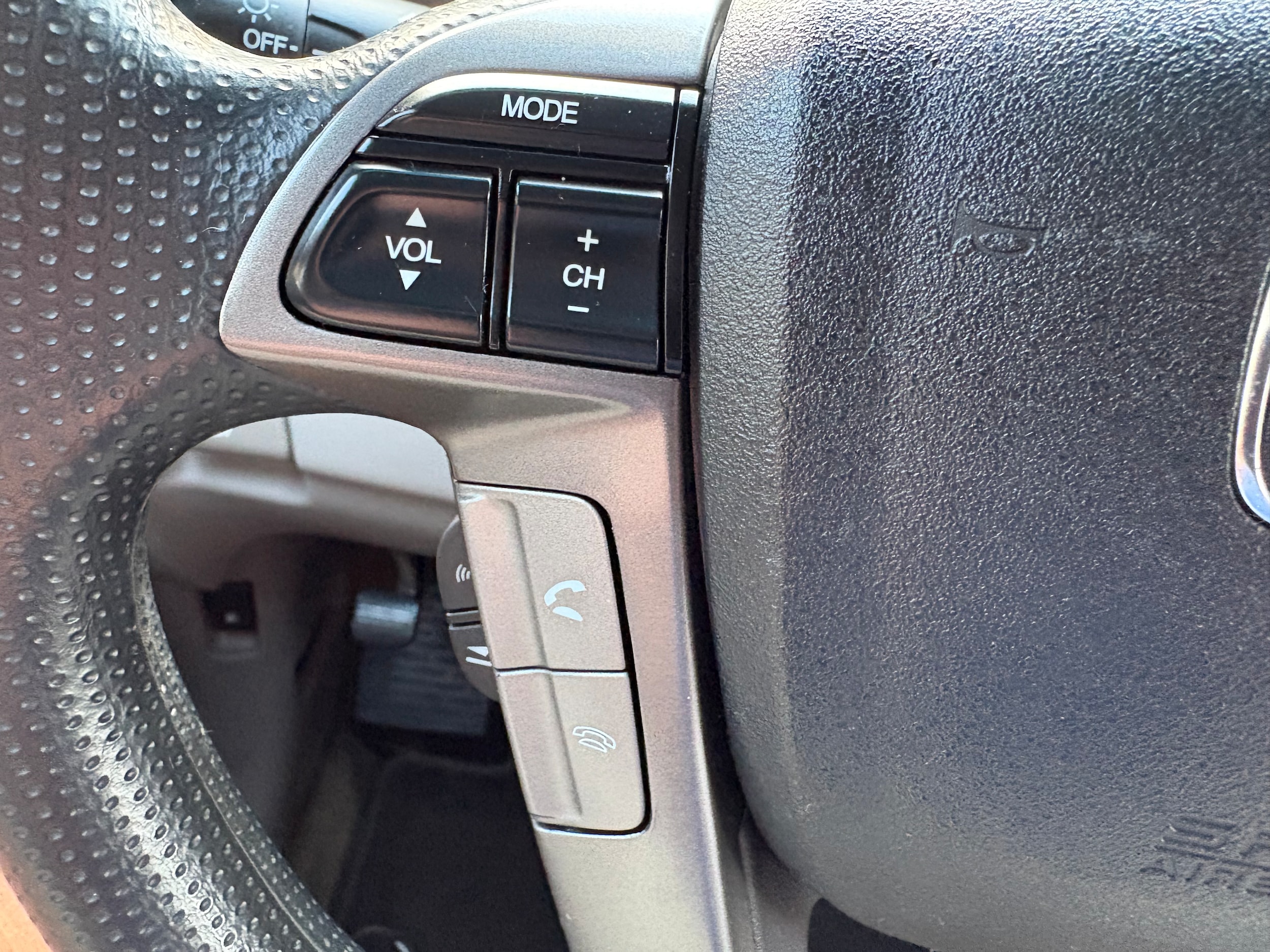 2015 Honda Pilot LX - Photo 32
