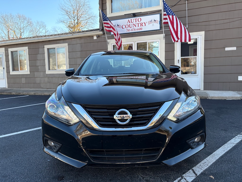 Used 2018 Nissan Altima VERY NICELY EQUIPPED! Sedan