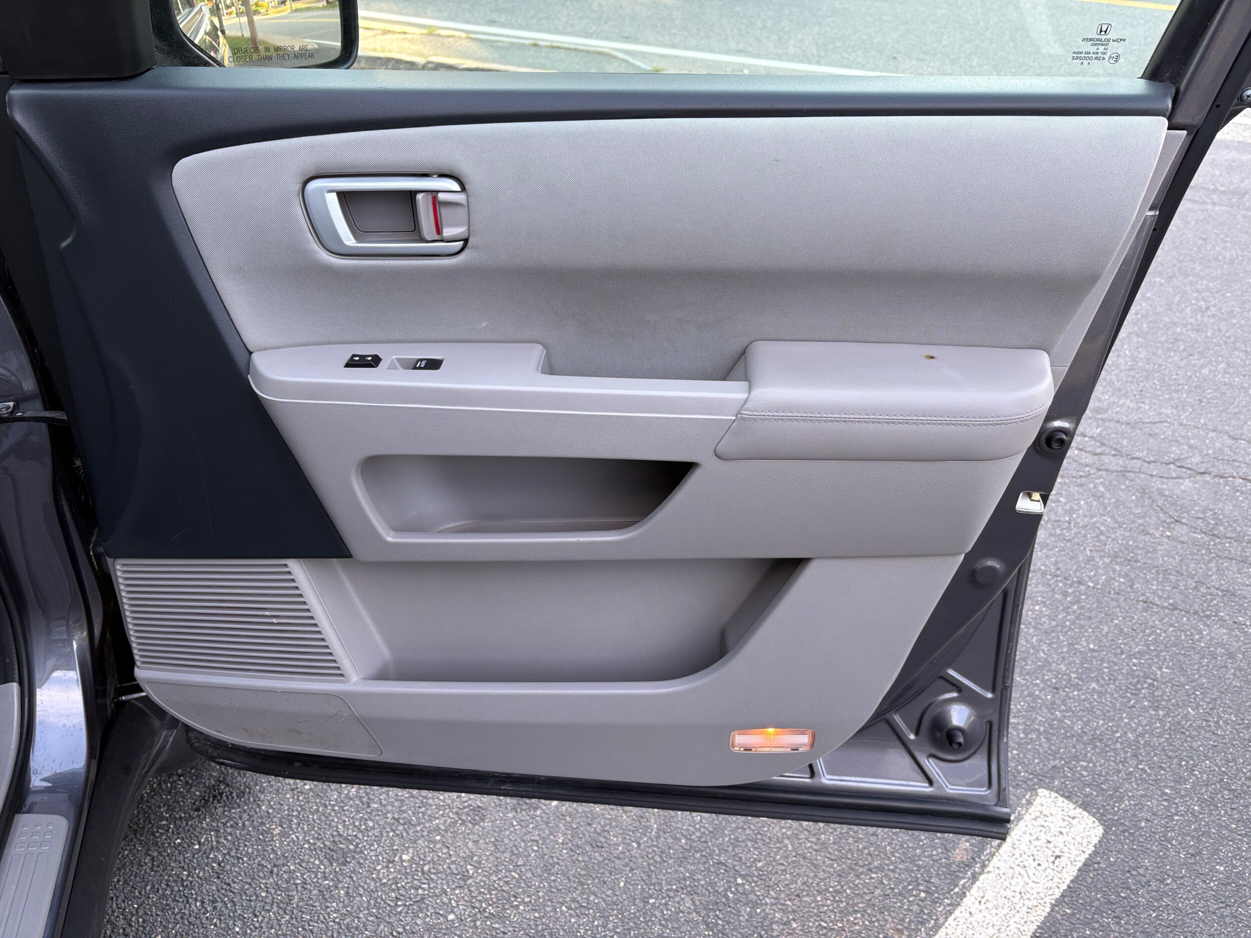 2015 Honda Pilot LX - Photo 27
