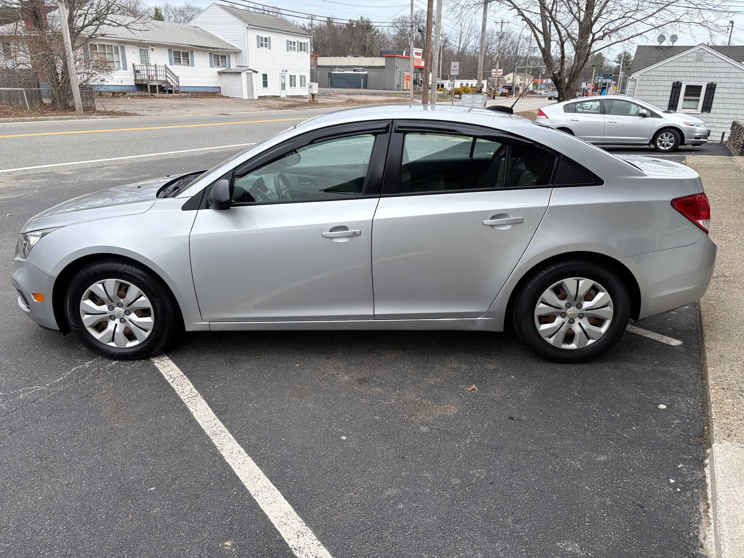 2016 Chevrolet Cruze Limited LS - Photo 8