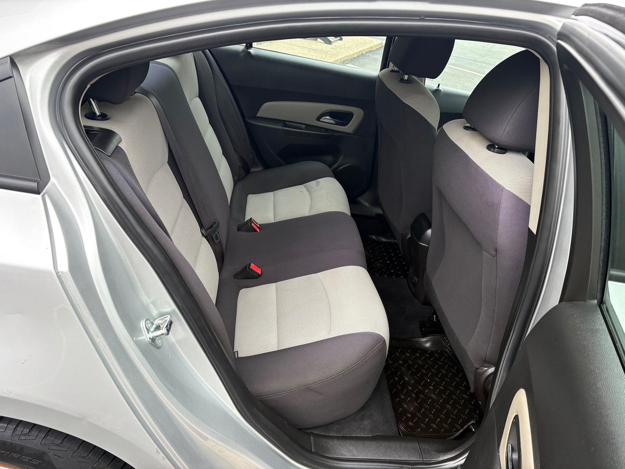 2016 Chevrolet Cruze Limited LS - Photo 15