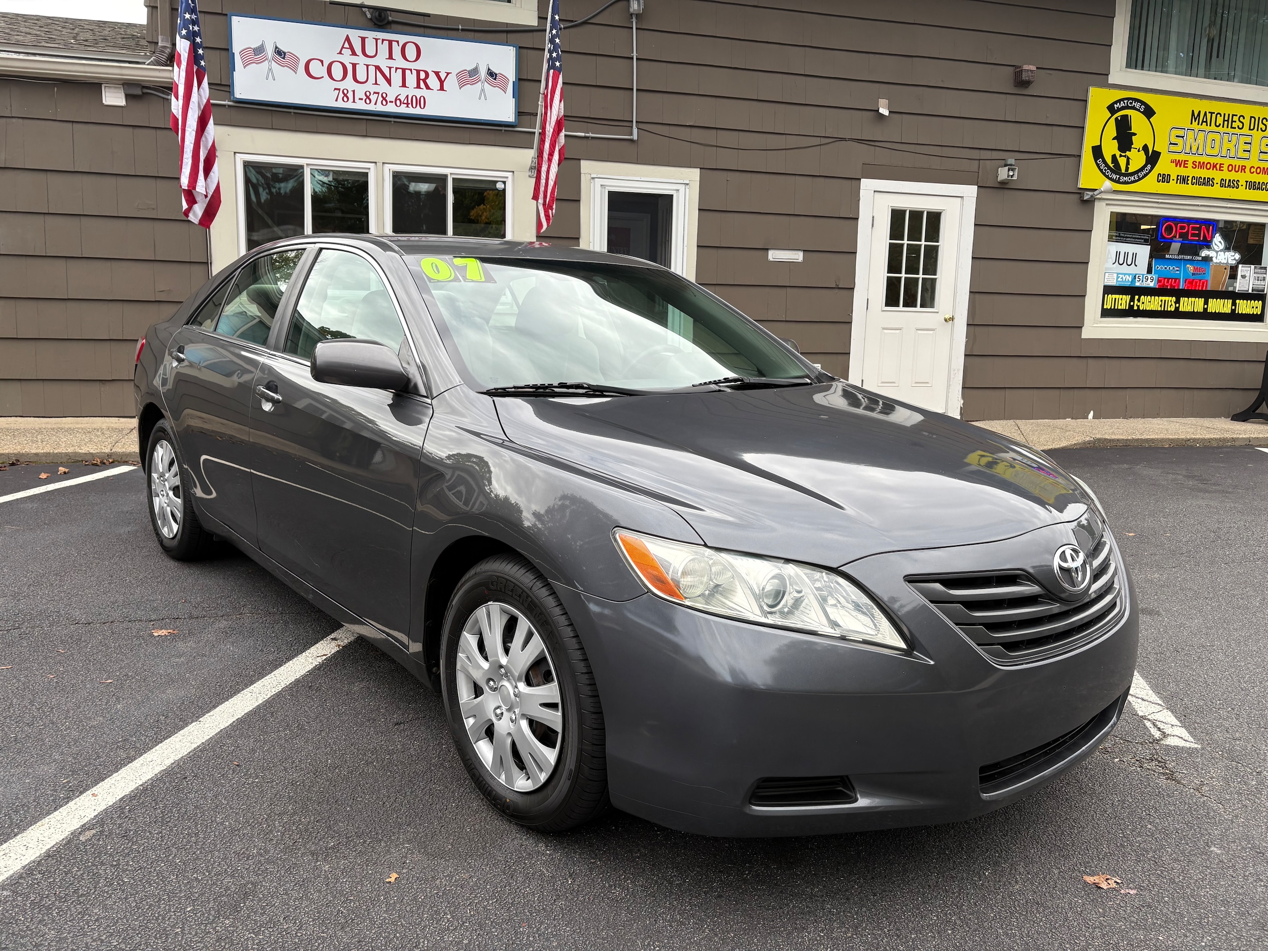 2007 Toyota Camry LE photo 3