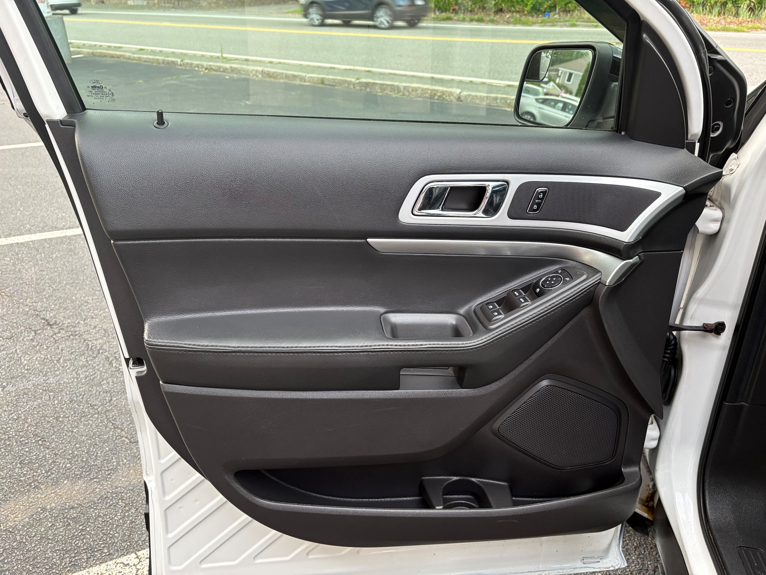 2014 Ford Explorer XLT - Photo 12