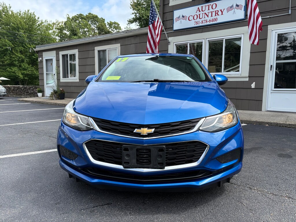 Used 2017 Chevrolet Cruze LT Auto Sedan