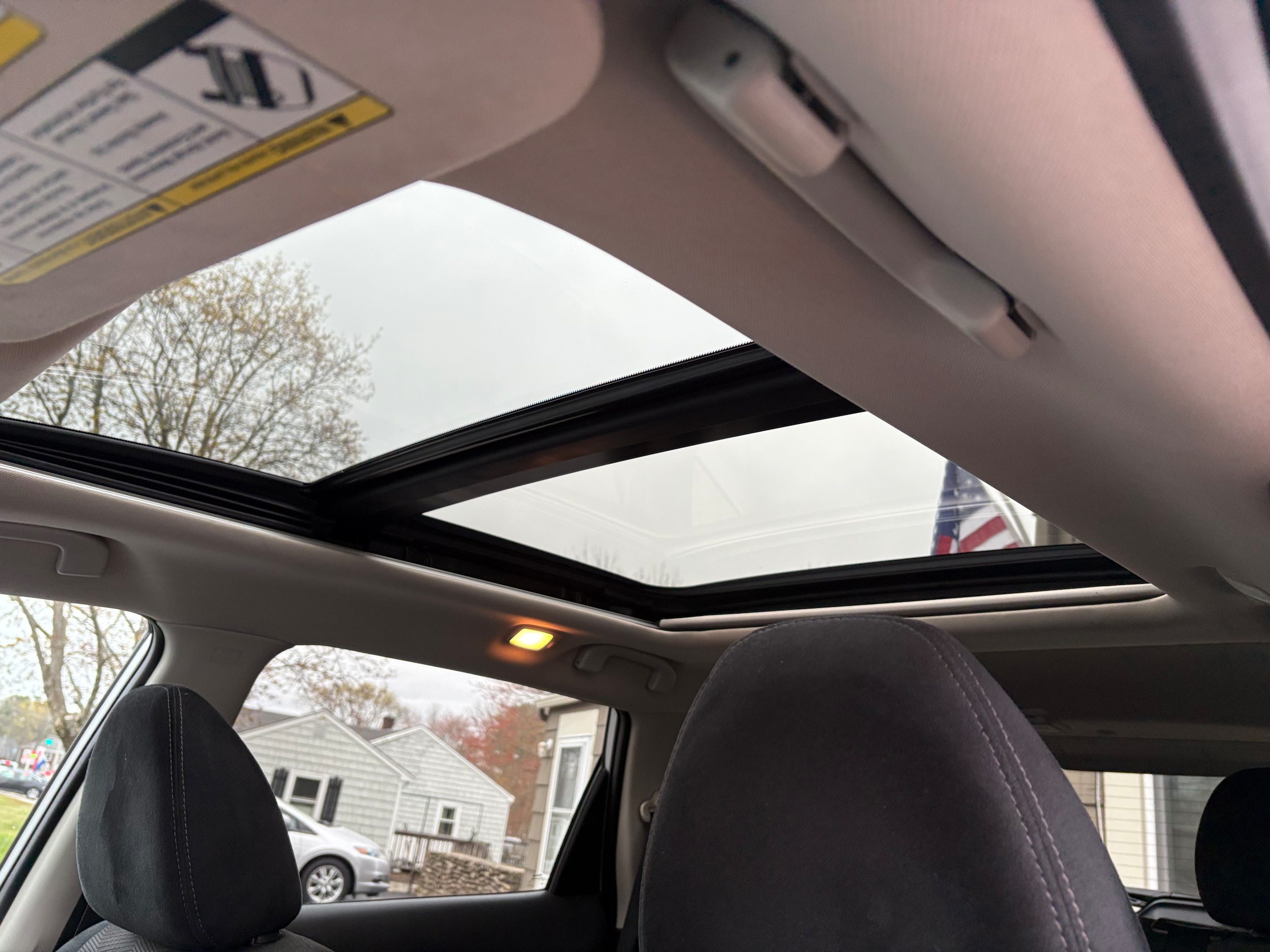 2015 Nissan Rogue SV - Photo 23