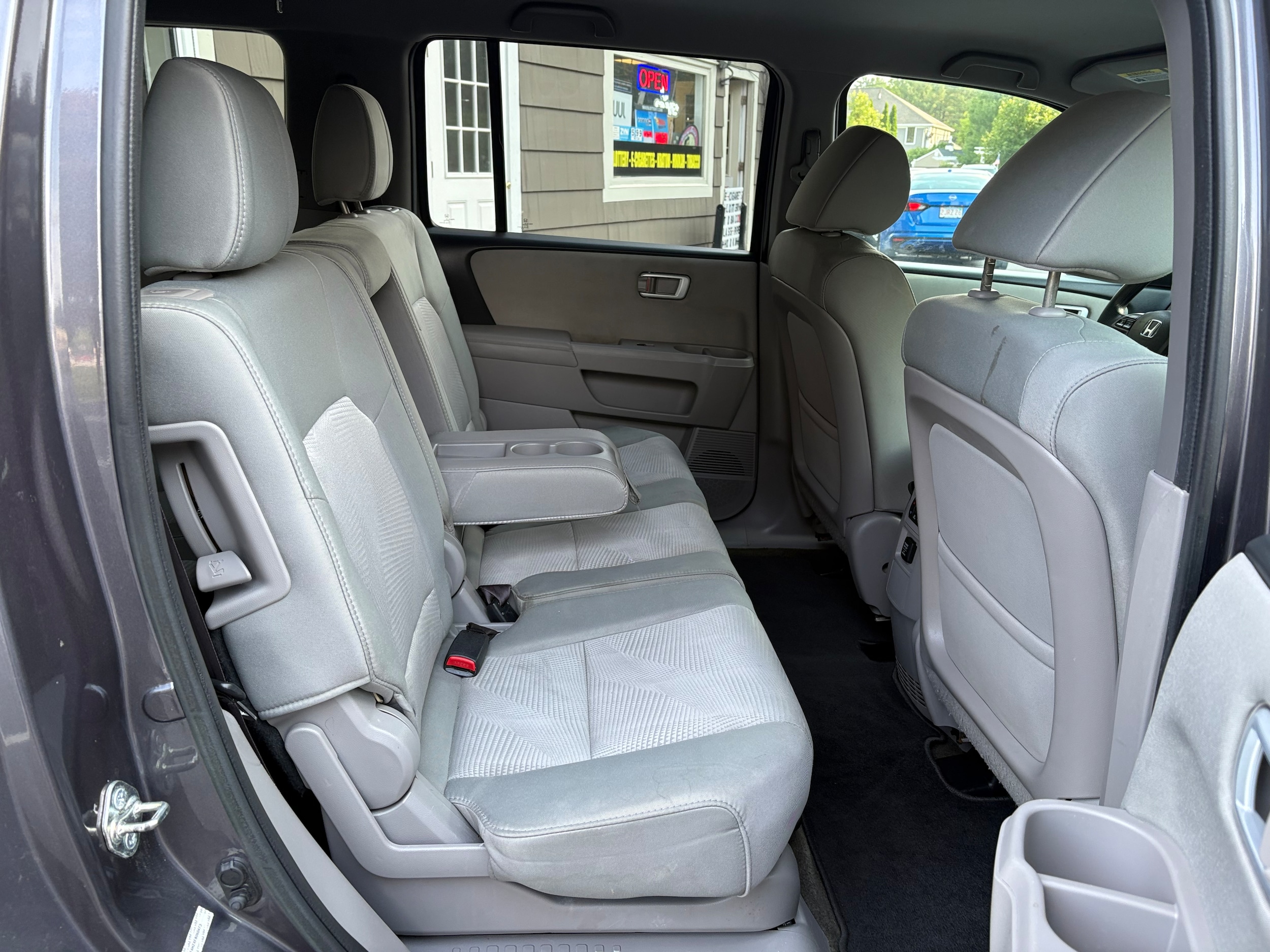 2015 Honda Pilot LX - Photo 19