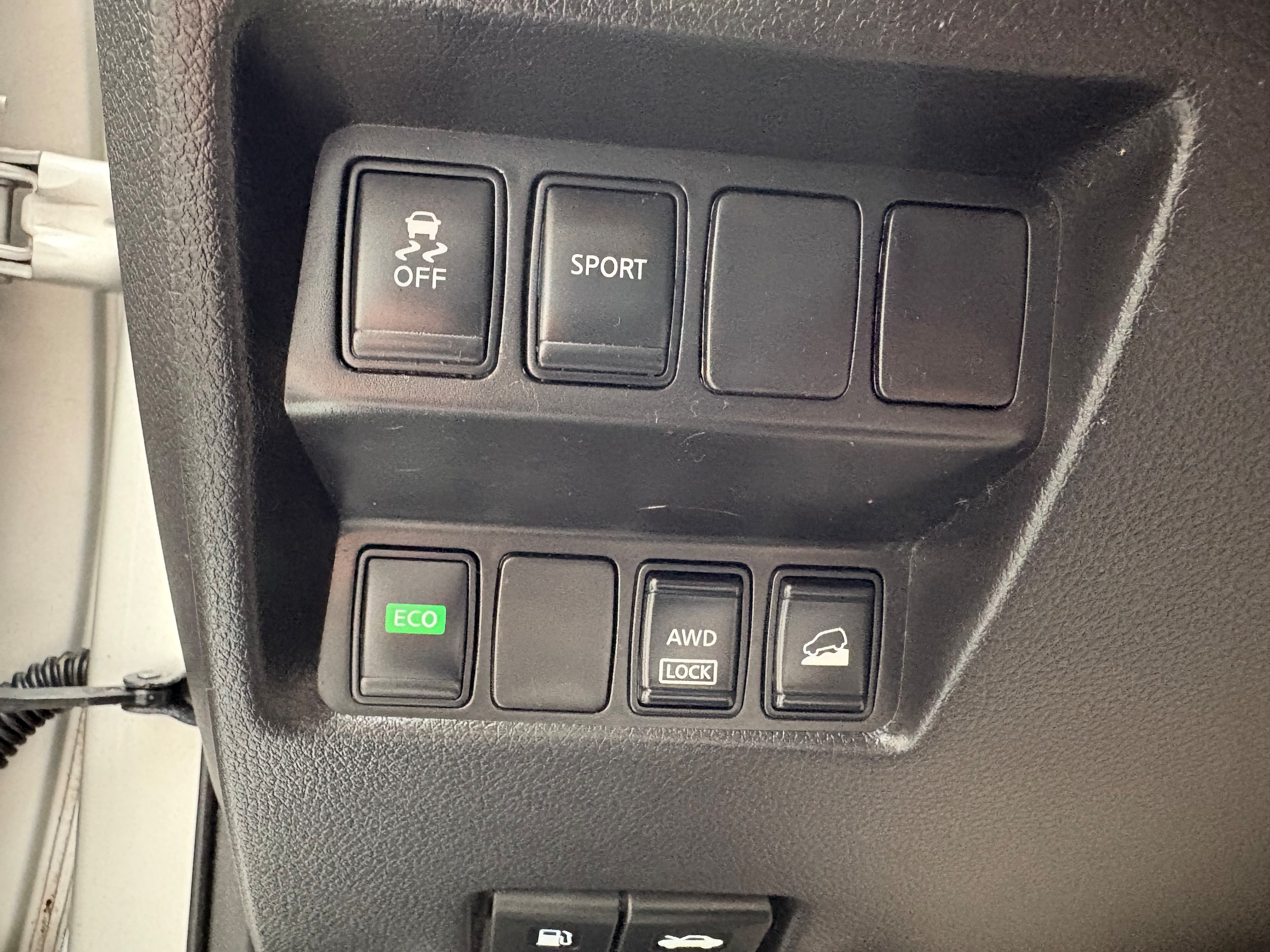 2015 Nissan Rogue SV - Photo 28