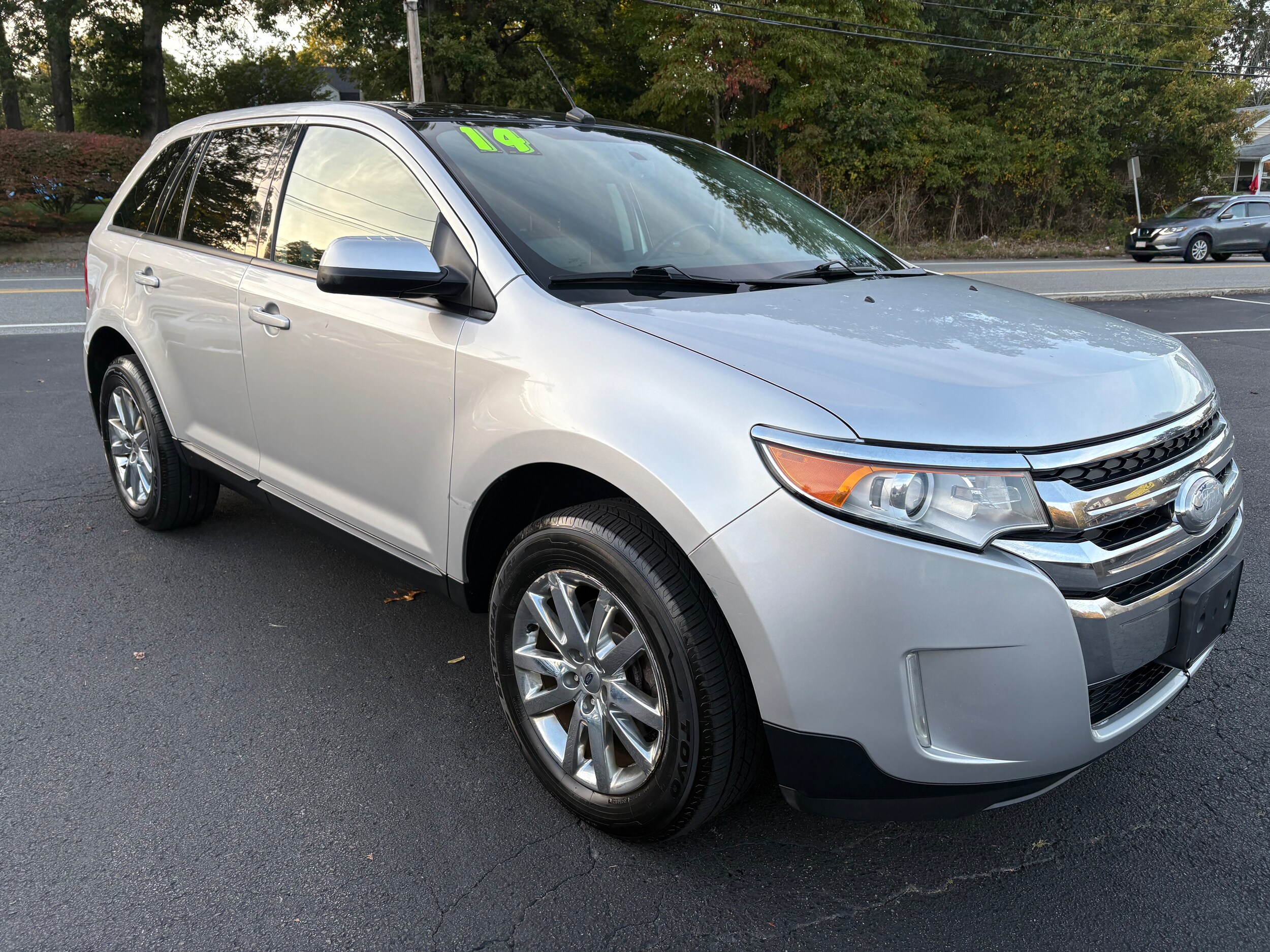 2014 Ford Edge SEL photo 3