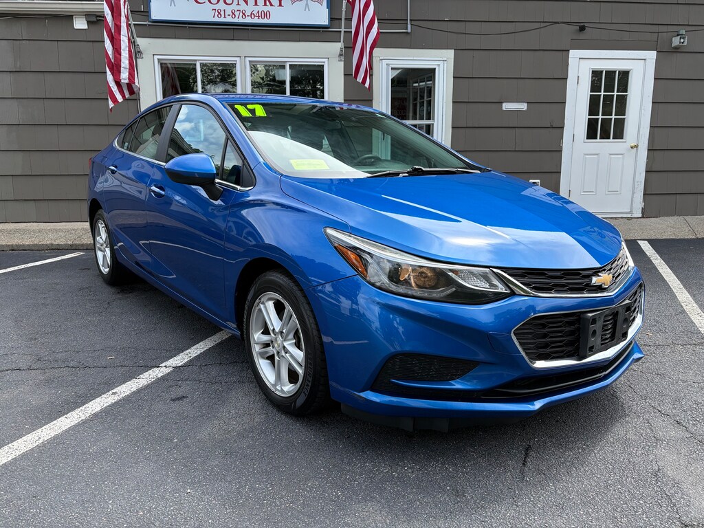 Used 2017 Chevrolet Cruze LT Auto Sedan