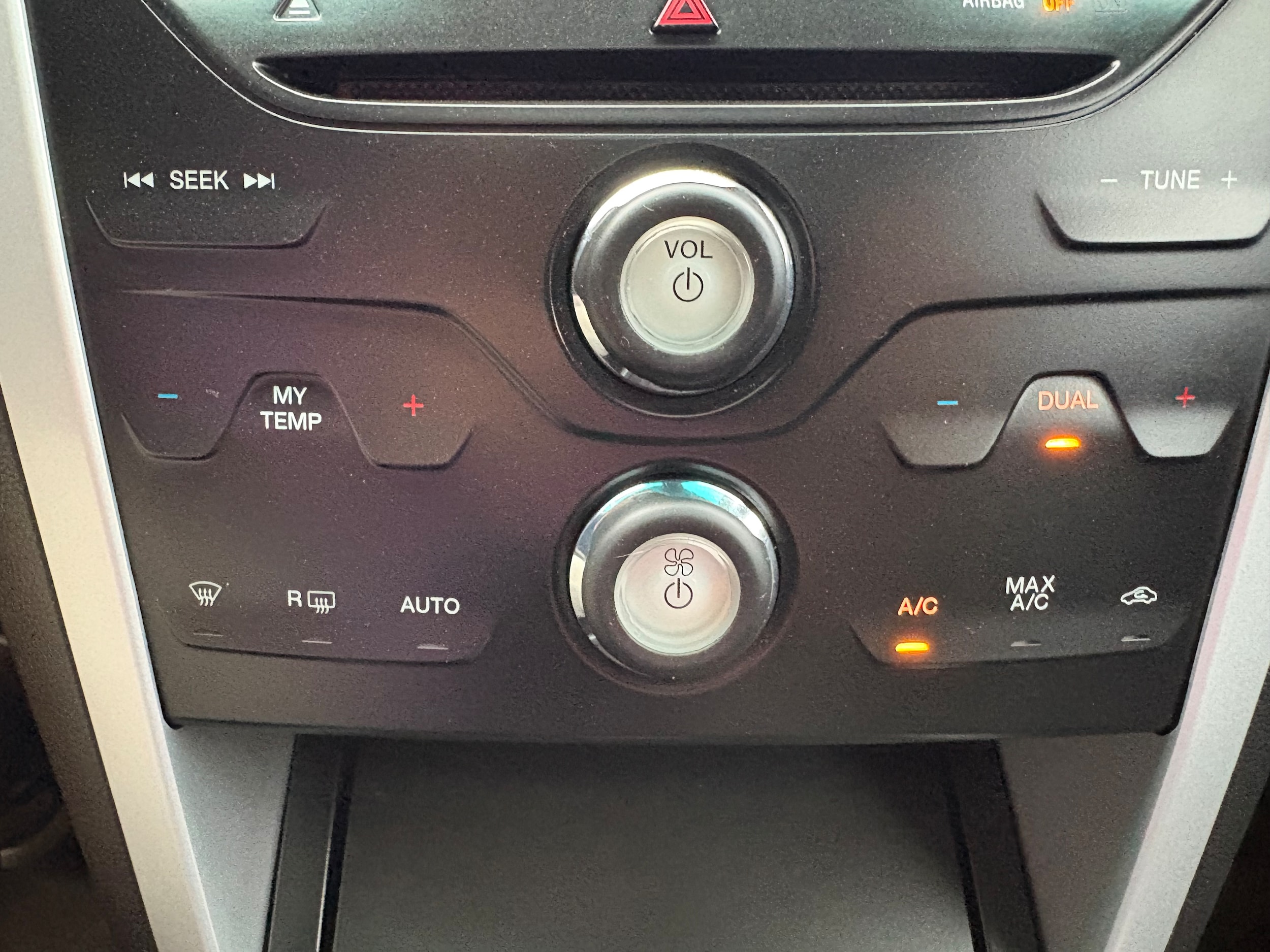 2014 Ford Explorer XLT - Photo 47