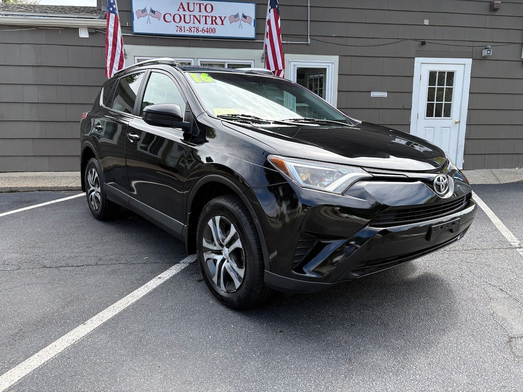 Used 2016 Toyota RAV4 XLE SUV