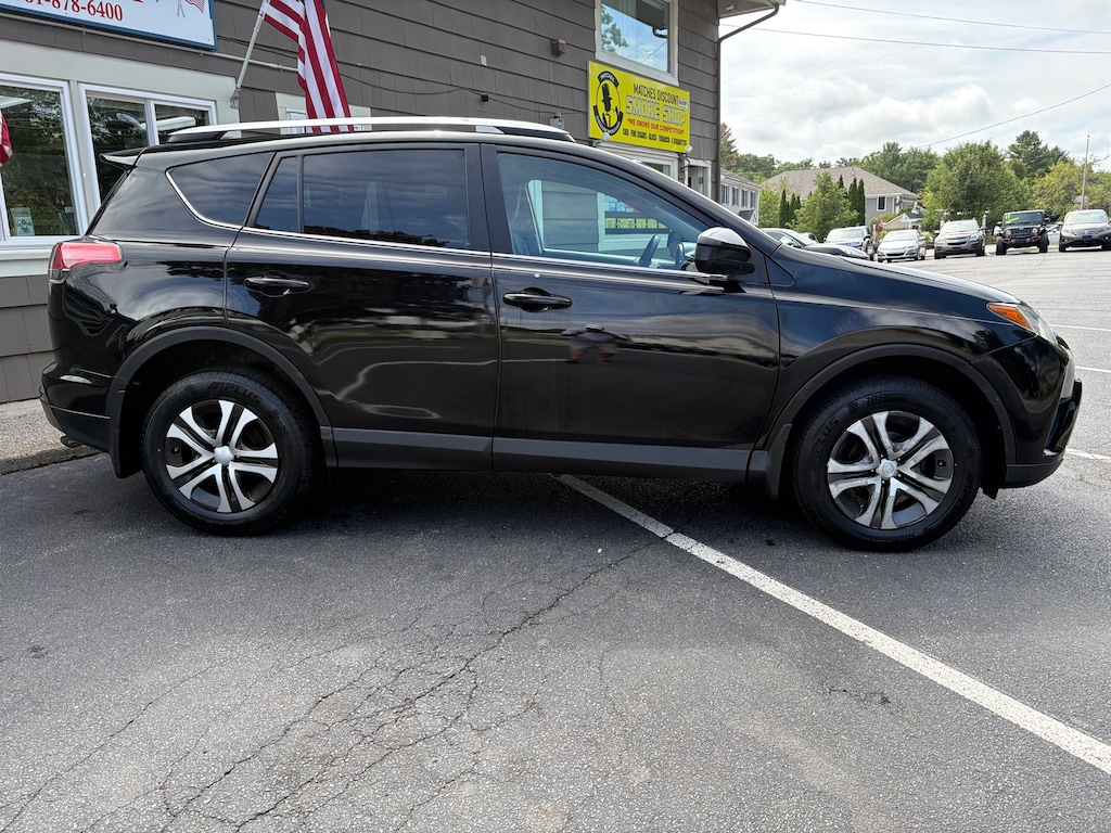Used 2016 Toyota RAV4 XLE SUV