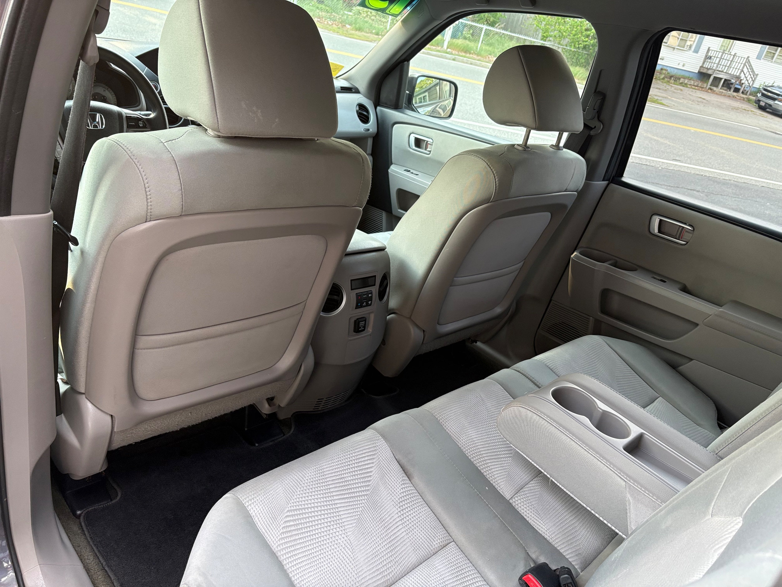 2015 Honda Pilot LX - Photo 13