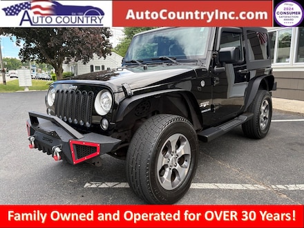 2017 Jeep Wrangler JK Sahara 4x4 SUV