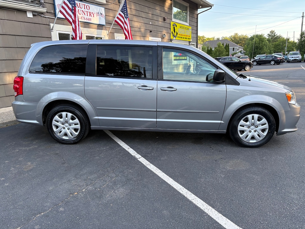 Used 2016 Dodge Grand Caravan SE Van