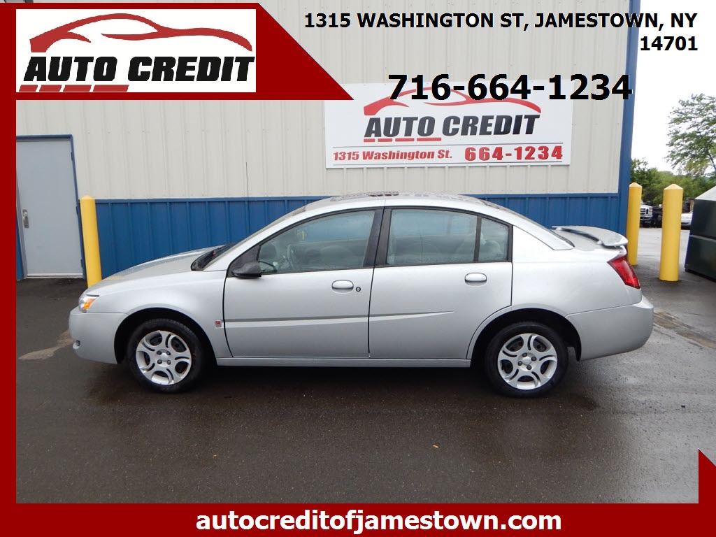 2005 Saturn ION 4dr Car