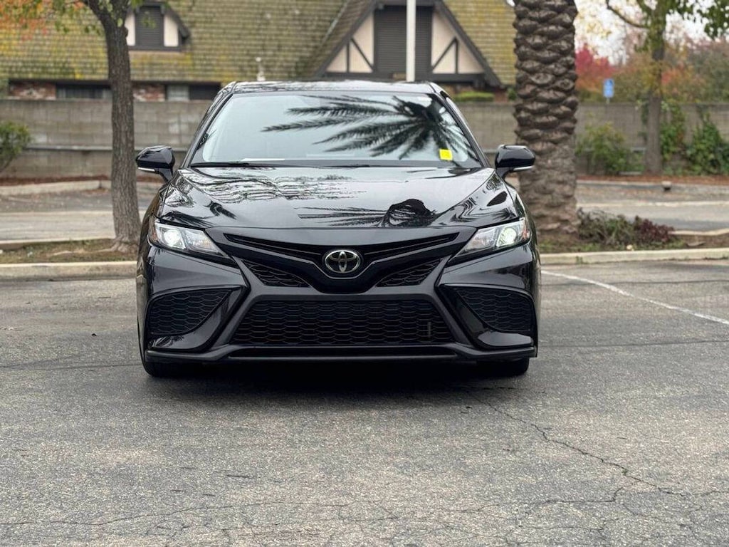 Used 2023 Toyota Camry SE Sedan 4D Sedan