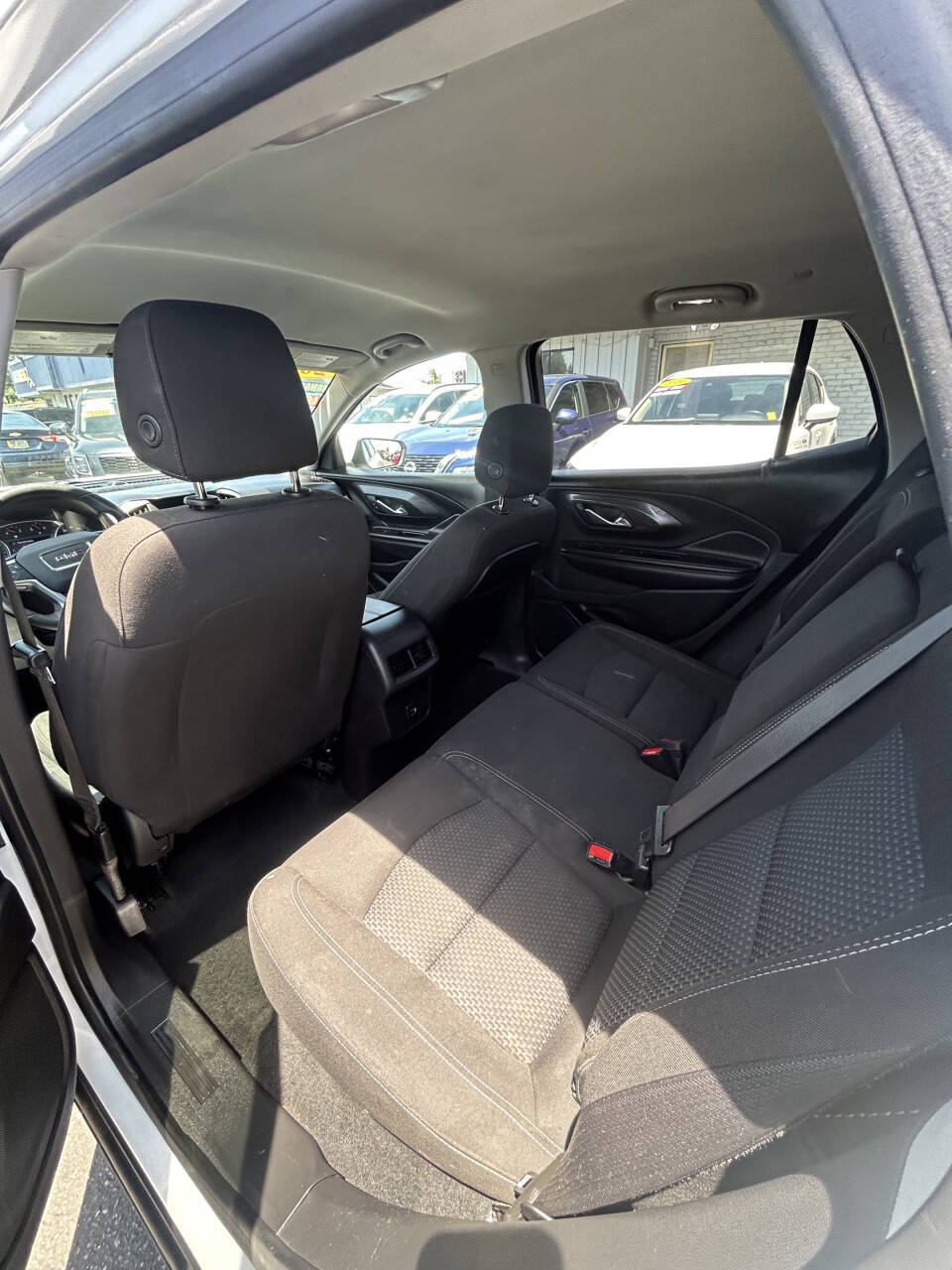 2022 Gmc Terrain SLE photo 3
