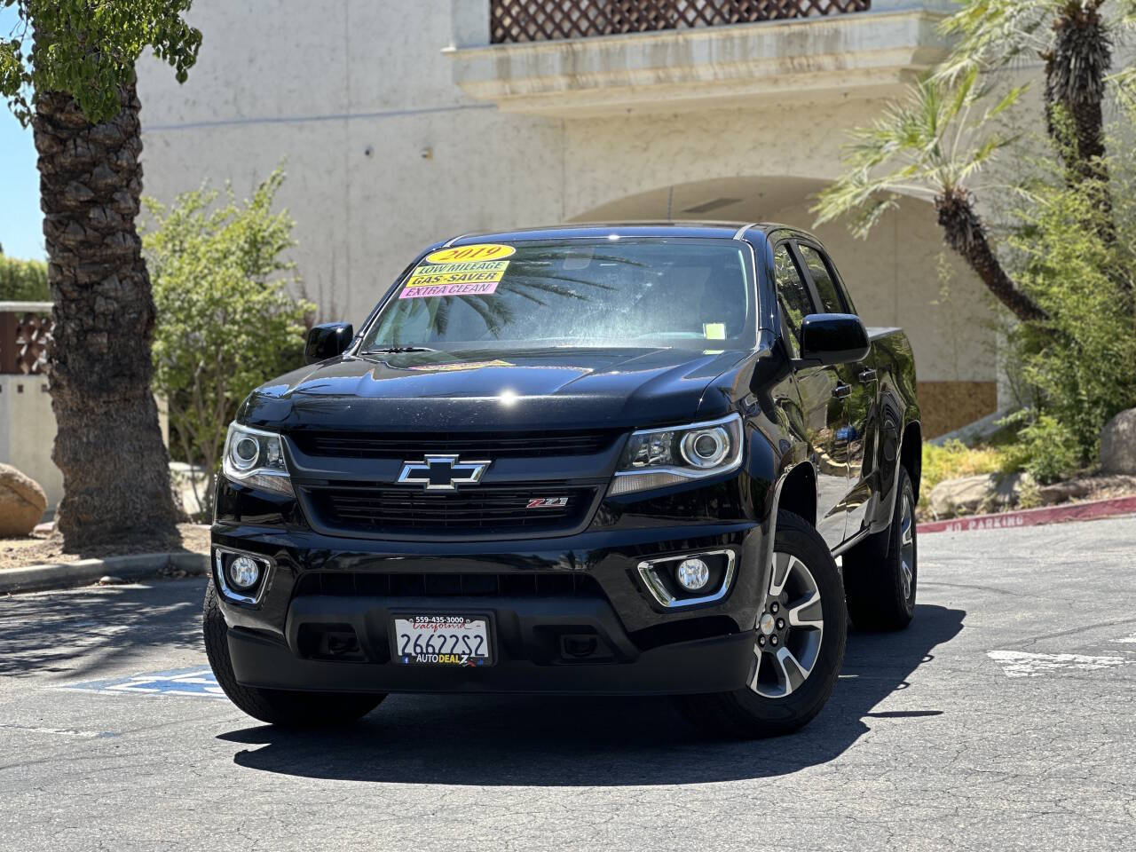 2019 Chevrolet Colorado Z71 photo 2