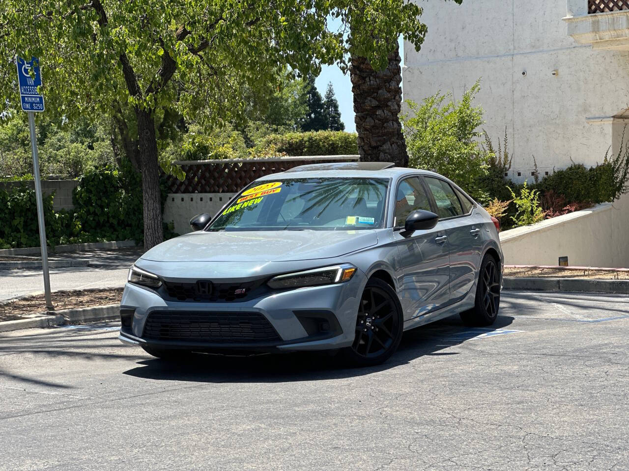 2023 Honda Civic Si photo 2