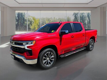 2022 Chevrolet Silverado 1500 LT Pickup 4D 5 3/4 ft Pickup Truck
