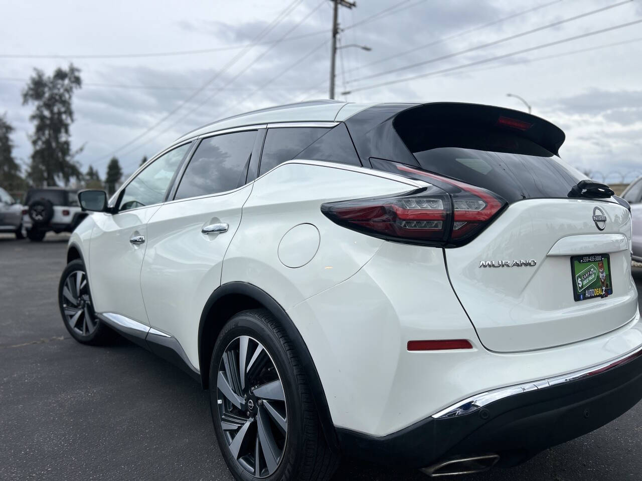 2023 Nissan Murano SL photo 3
