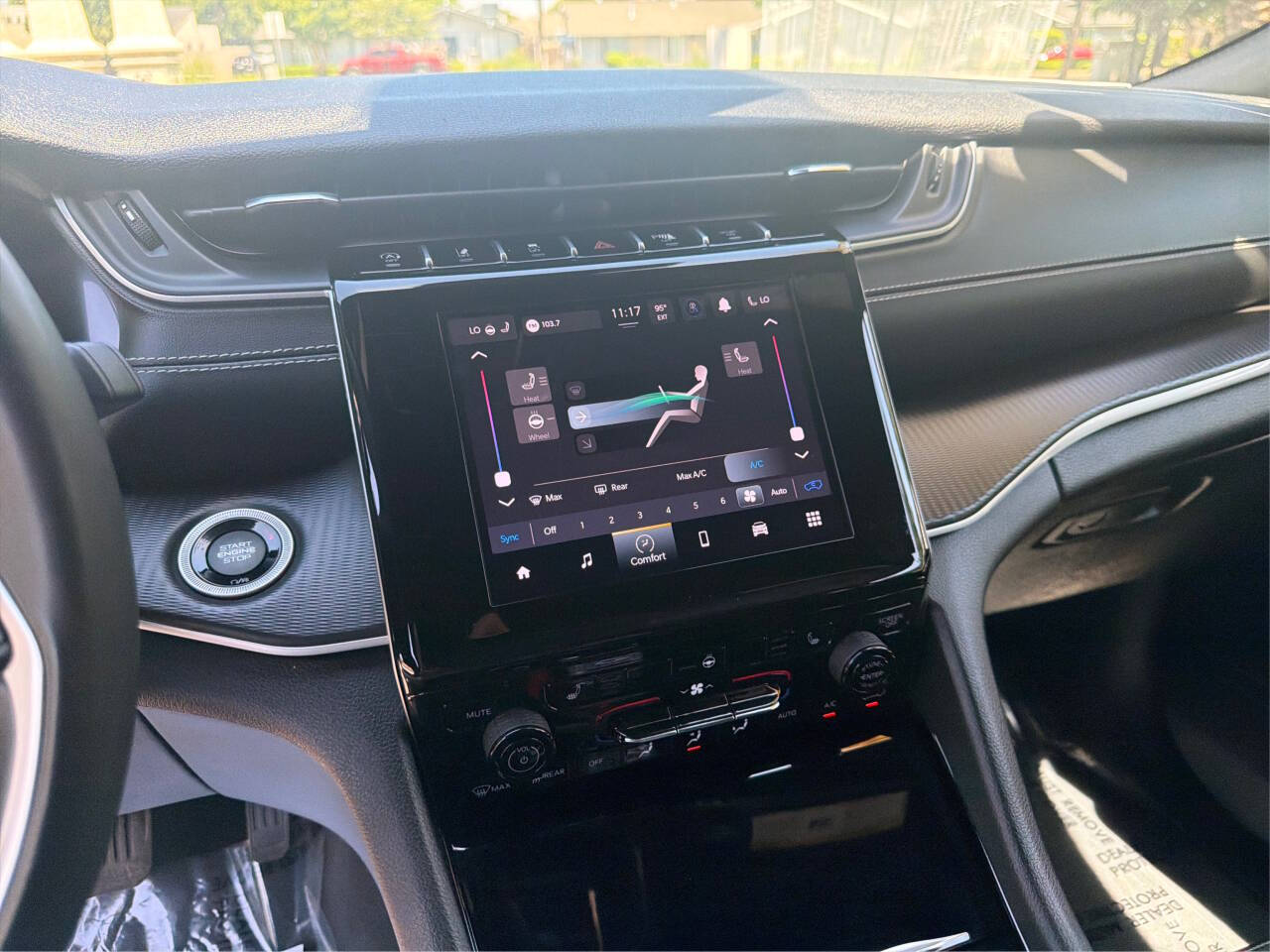 2023 Jeep Grand Cherokee Altitude - Photo 13