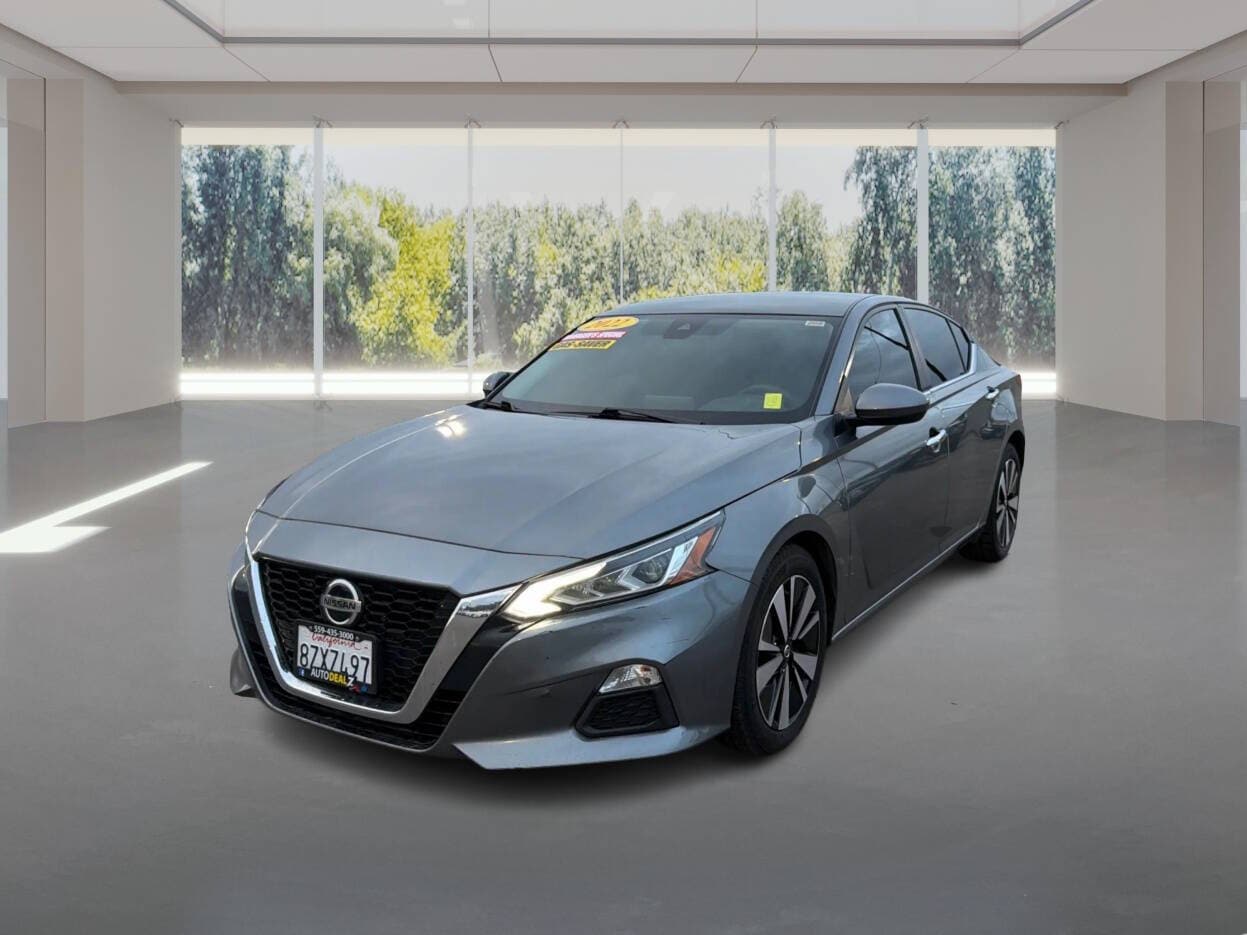 2022 Nissan Altima SV