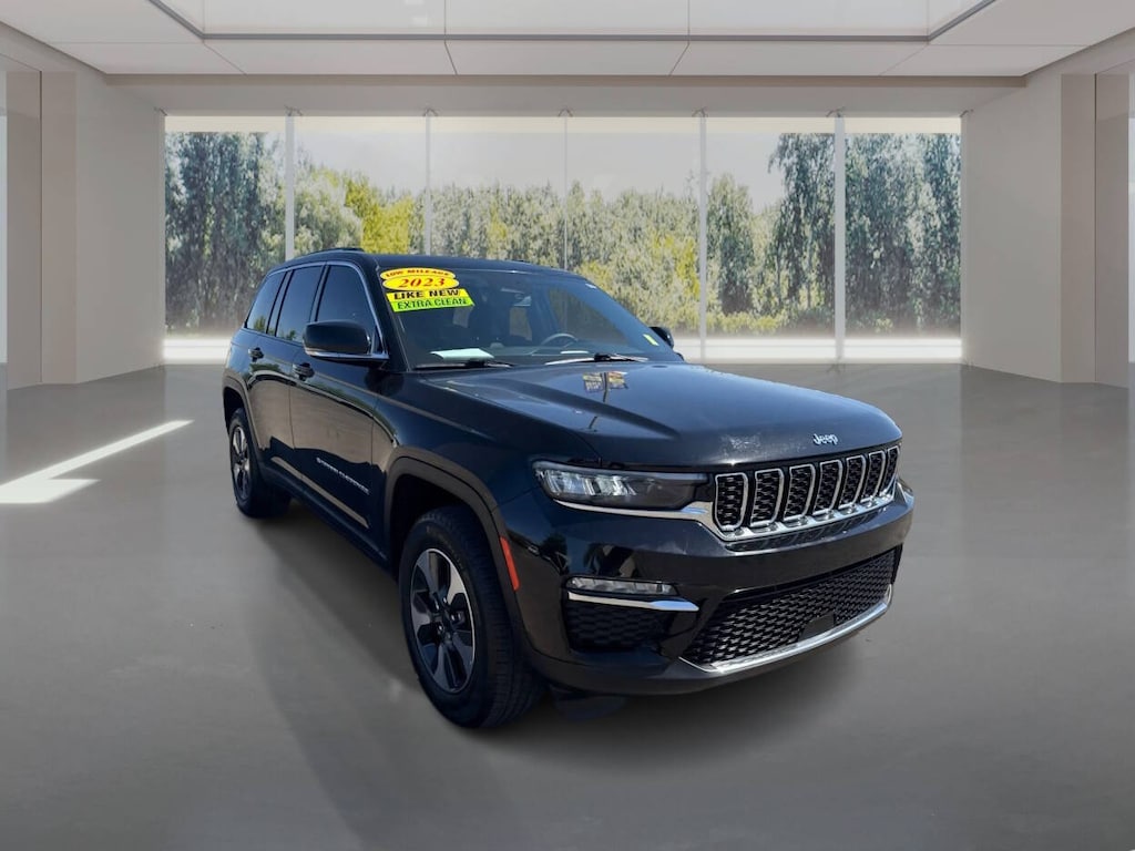 Used 2023 Jeep Grand Cherokee Sport Utility 4D SUV