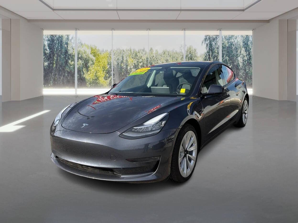 2022 Tesla Model 3 Base's photo