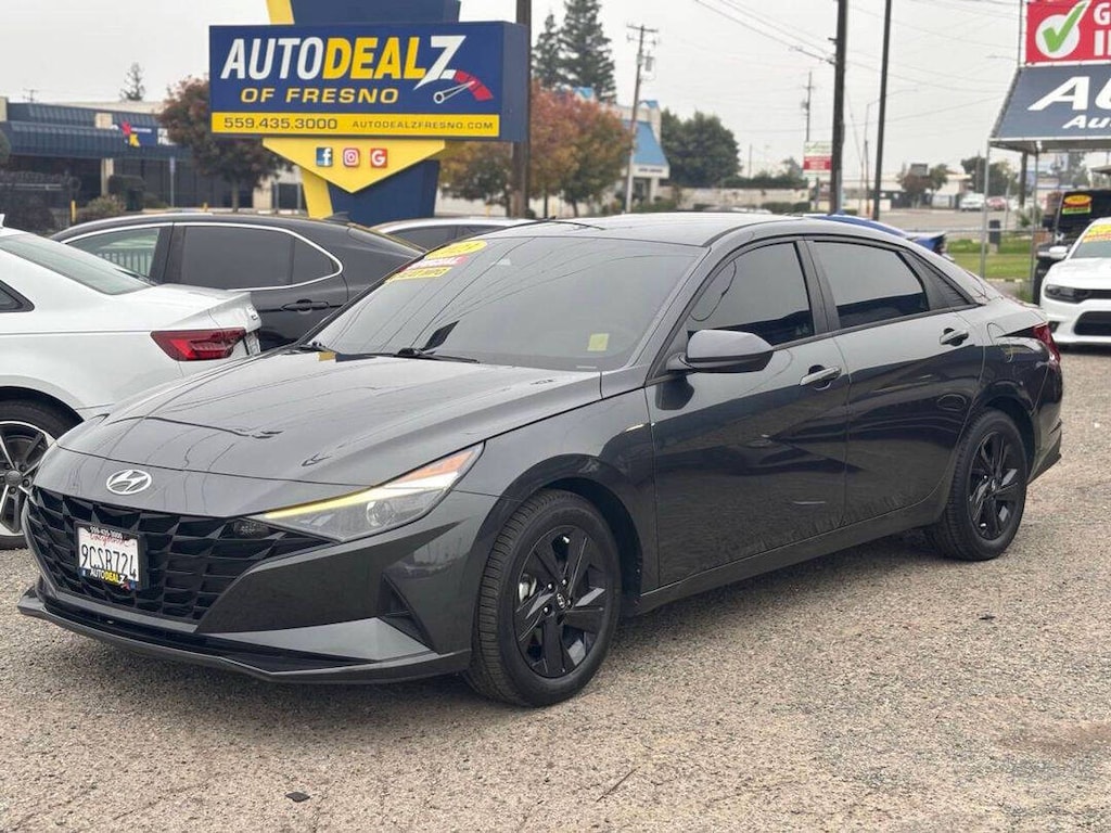 Used 2023 Hyundai Elantra SEL Sedan 4D Sedan