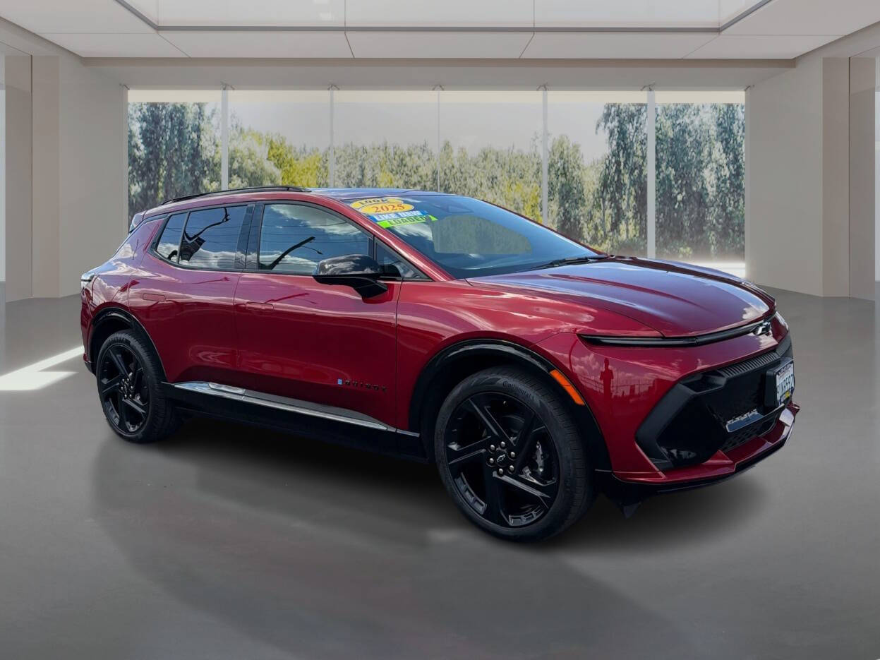 2025 Chevrolet Equinox EV RS - Photo 3