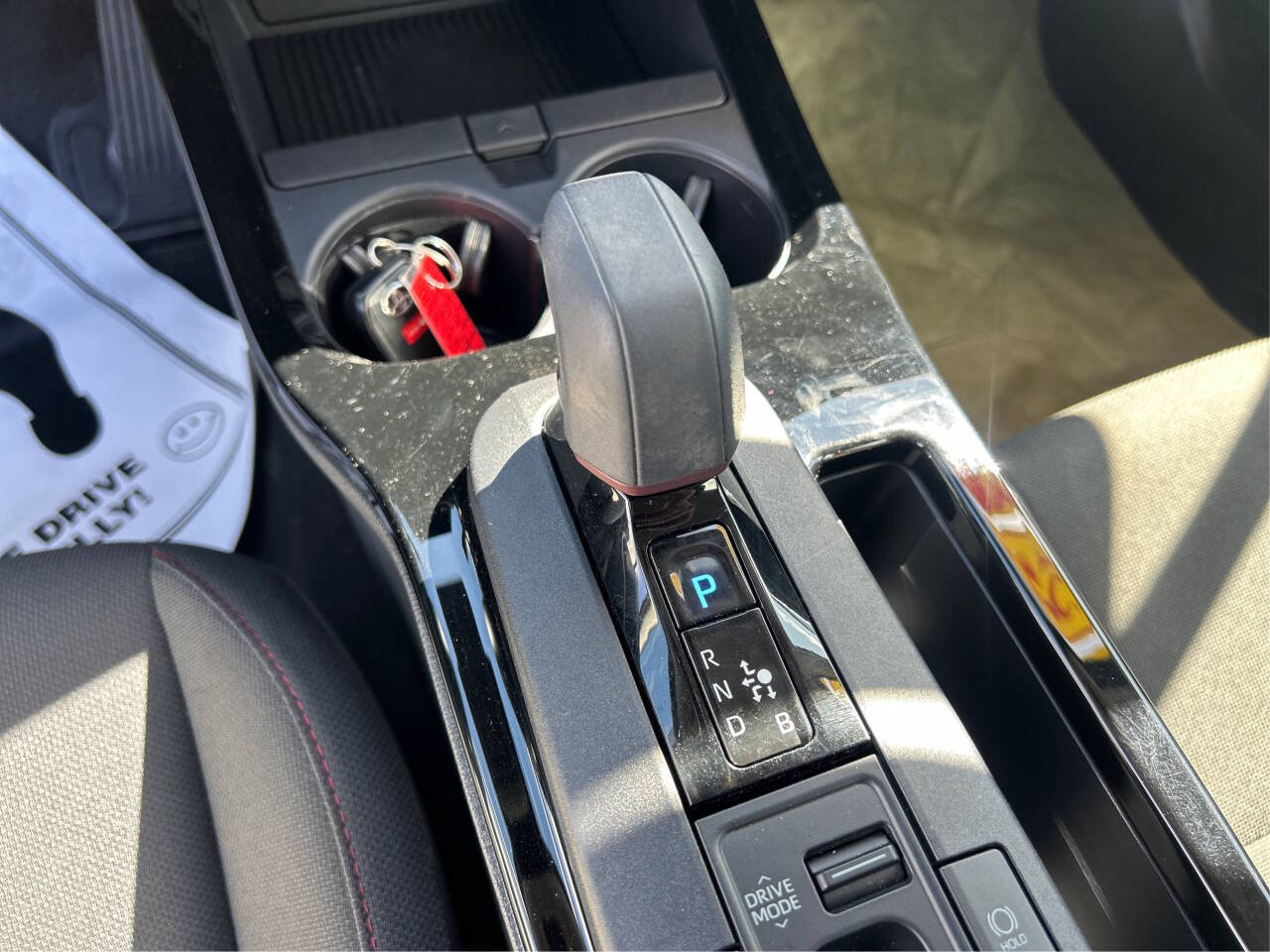 2024 Toyota Prius Prime SE - Photo 18