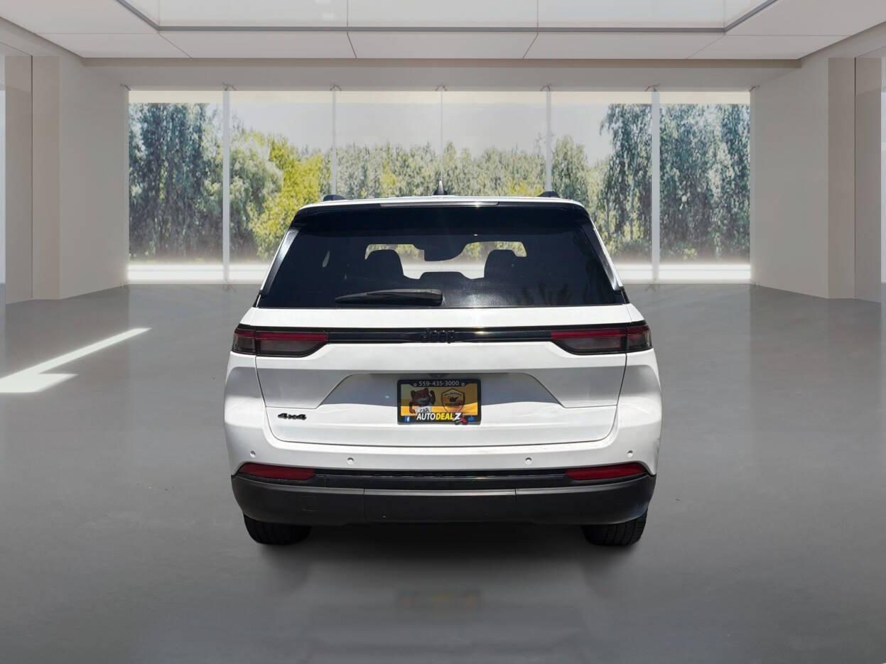 2023 Jeep Grand Cherokee Altitude - Photo 6