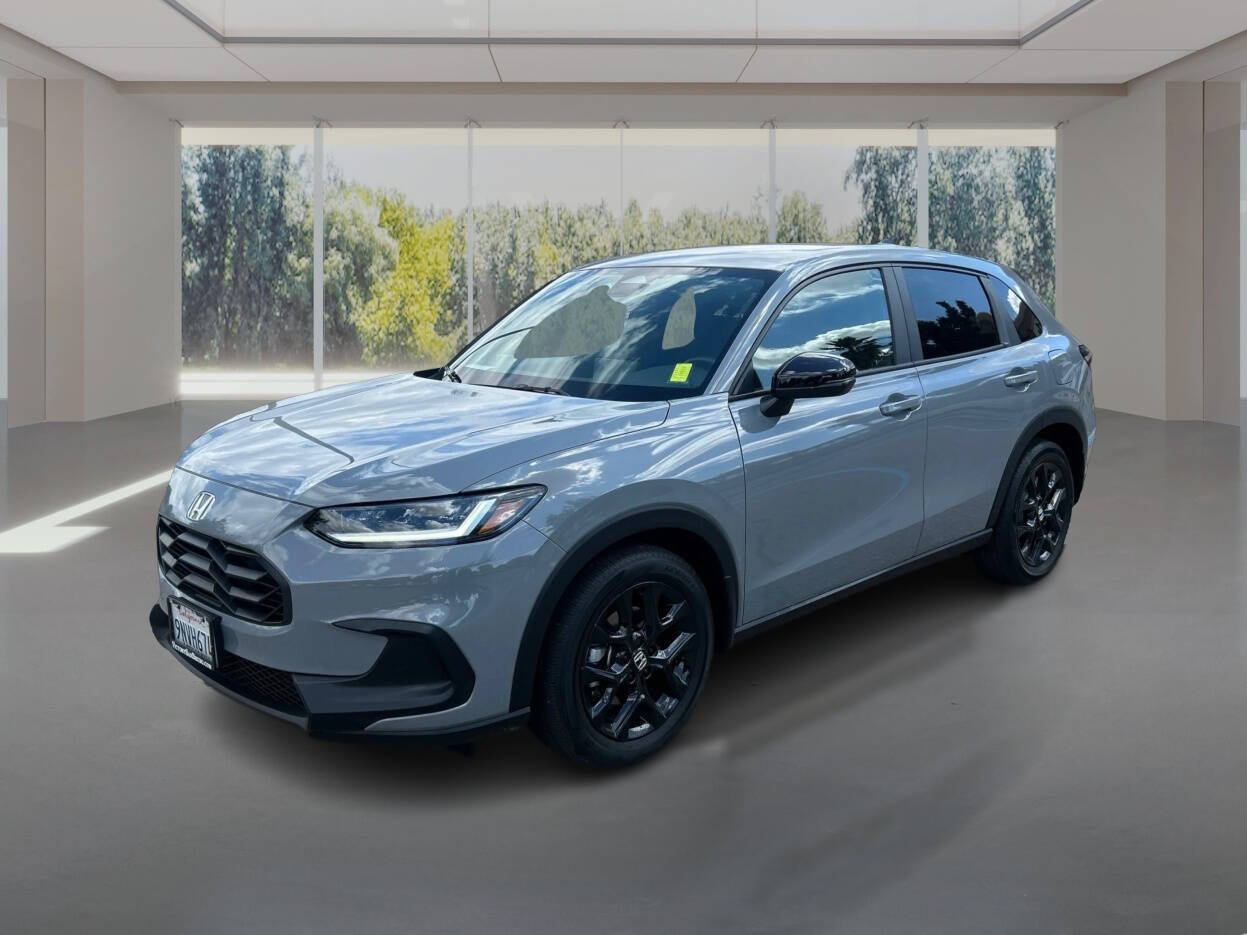 2025 Honda HR-V Sport AWD's photo