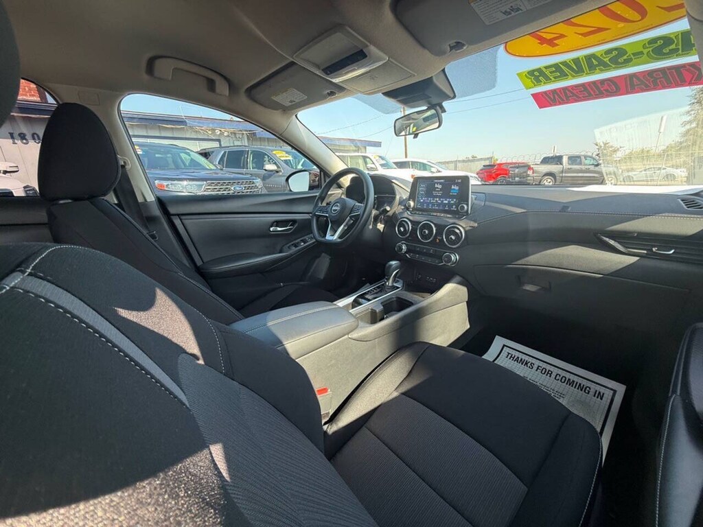 Used 2024 Nissan Sentra SV 4dr Sedan Sedan