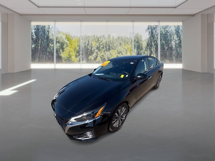 2023 Nissan Altima 2.5 SV 4dr Sedan Sedan