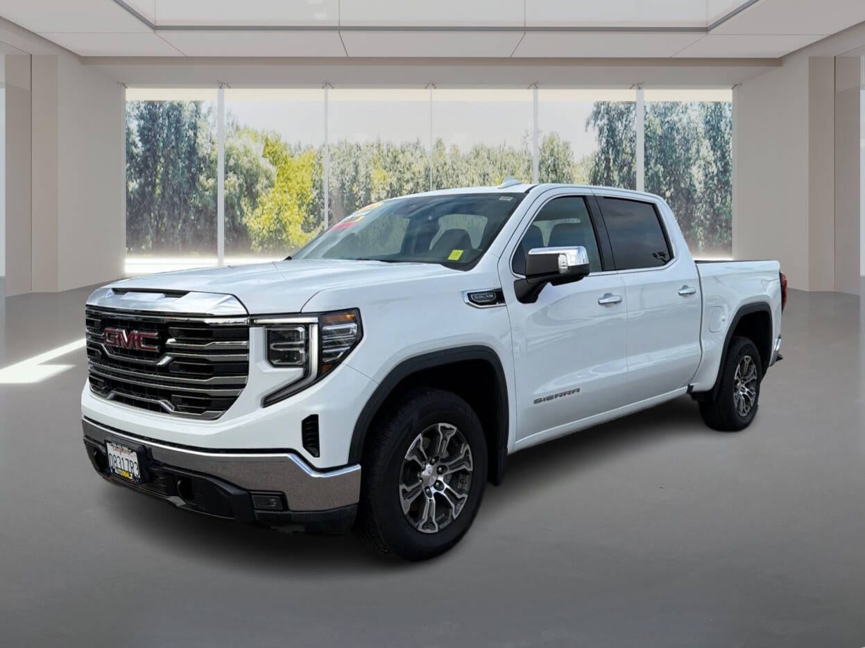 2024 GMC Sierra 1500 SLT's photo
