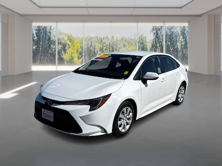 2022 Toyota Corolla LE 4dr Sedan Sedan