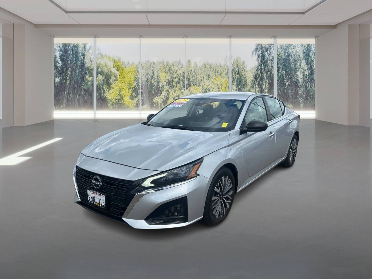 2024 Nissan Altima SV