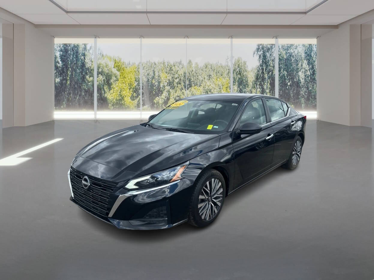 2024 Nissan Altima SV