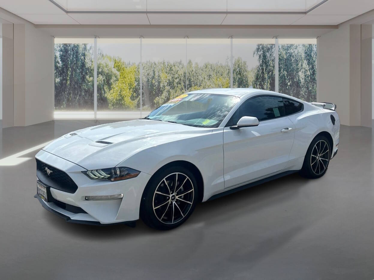  Ford Mustang